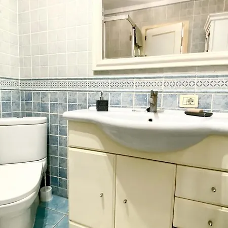 Apartamento Oasis In Cristianos By Deihu Experiences *